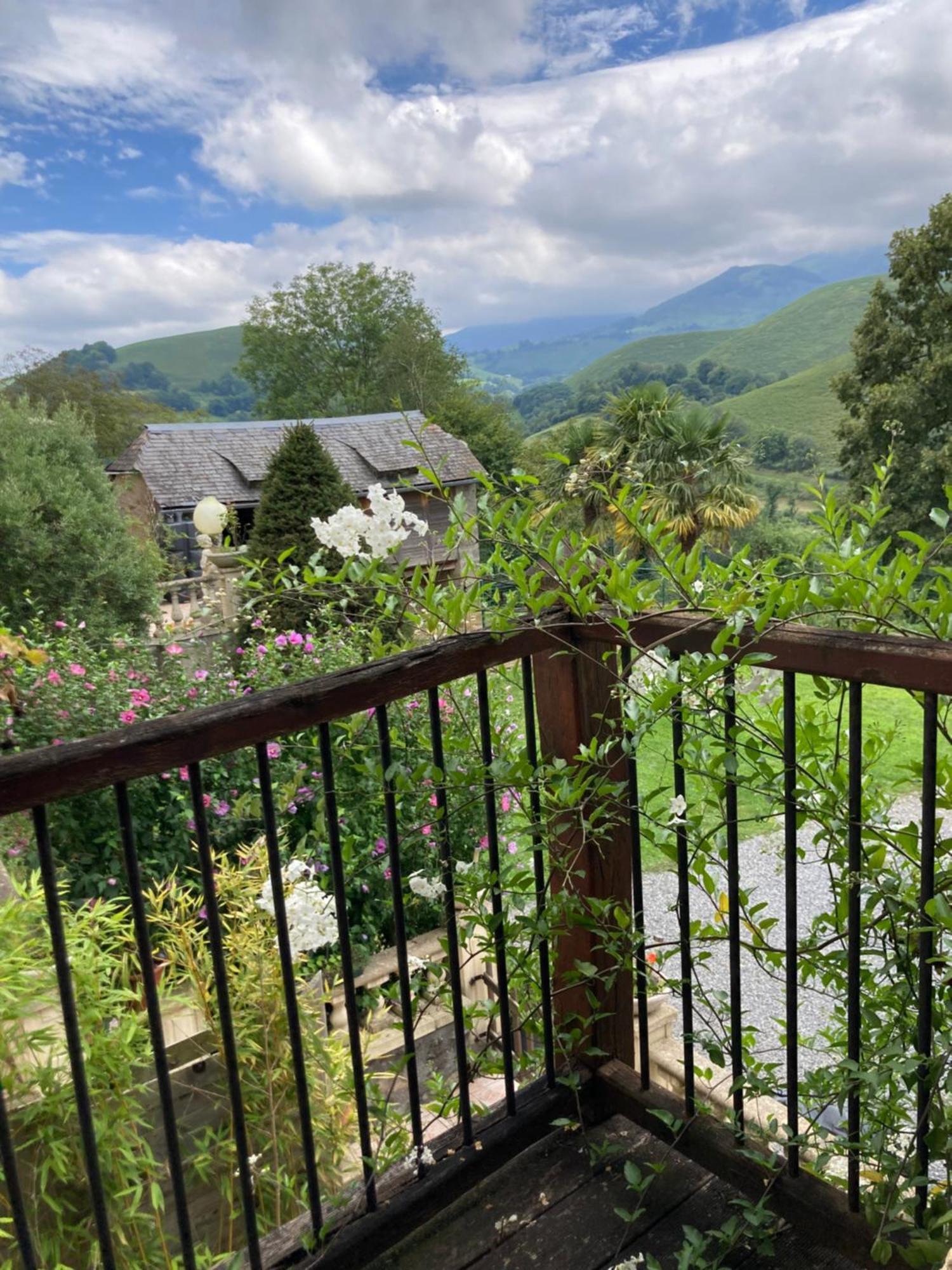 Les Trois Monts * Sere-Lanso